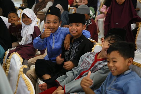 Semangat Tahun Baru Islam, Pedagang Garut Plaza Tebar Kepedulian Lewat Santunan Duafa dan Anak Yatim